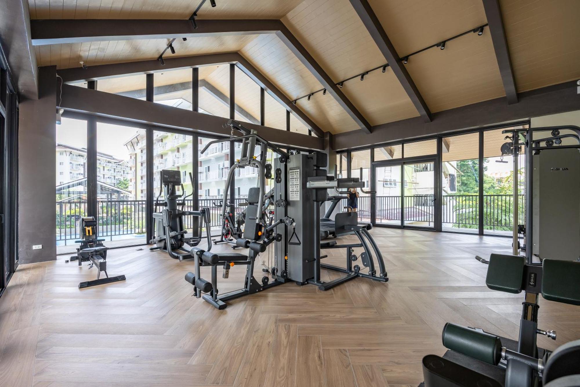 Amani 133,3 Minutes To Airport,With Gym & Pool,Fast Wi-Fi, Free Netflix Lejlighed Lapu-Lapu City Eksteriør billede